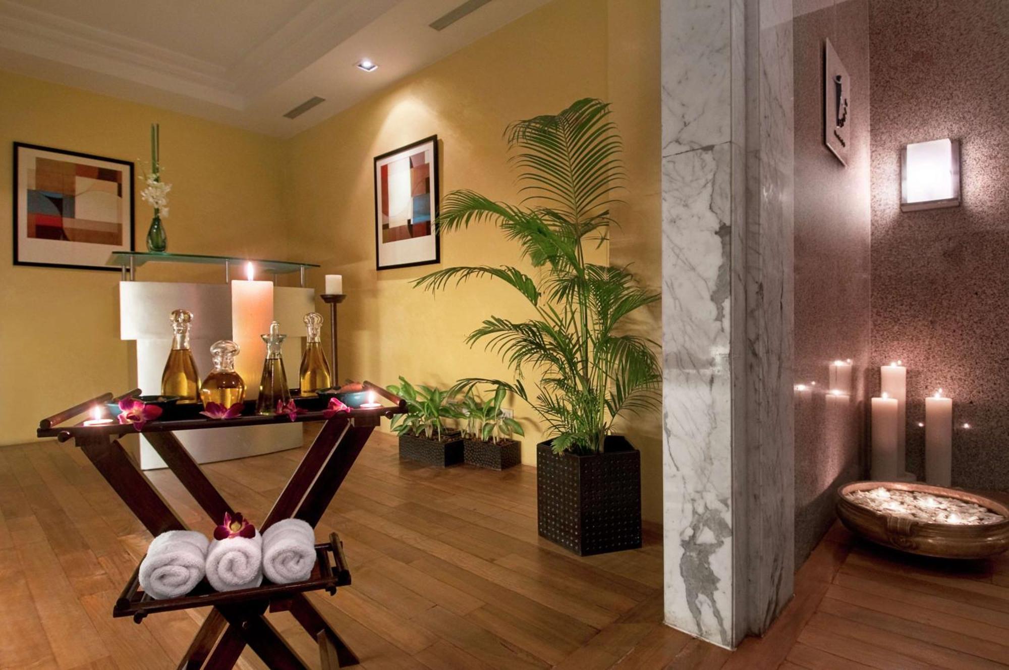 Hilton Mumbai International Airport Hotel Exteriér fotografie Spa at the Taj Mahal Palace, Mumbai