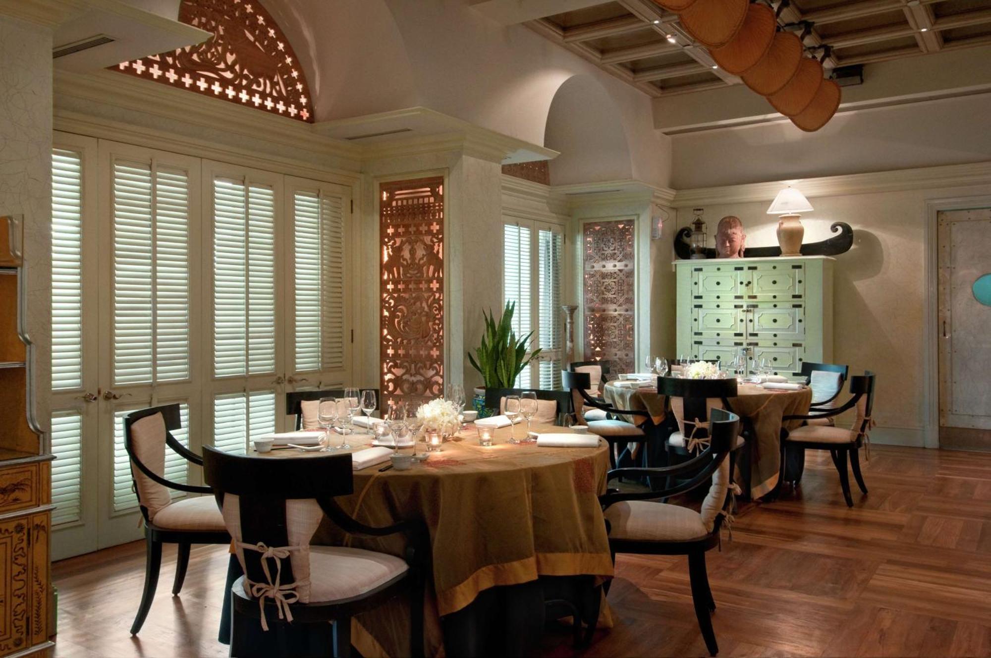 Hilton Mumbai International Airport Hotel Exteriér fotografie The interior of the restaurant